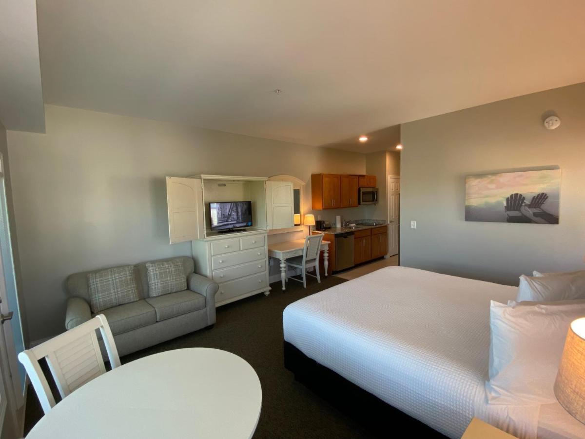 Hotel River Of 2*